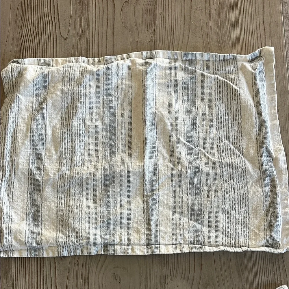 Pottery Barn striped pillow covers 100% cotton 20 x 26 coastal set of two